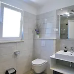 Apt3 - Perla With Swimming Pool, - Opatija