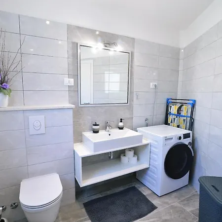 Apt3 - Perla With Swimming Pool, - Opatija Apartment