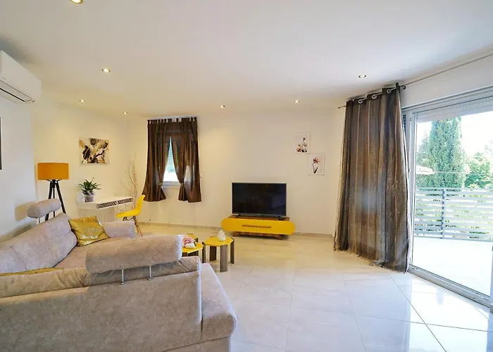 Appartement Apt3 - Perla With Swimming Pool, - Opatija