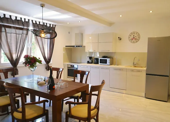 Apt3 - Perla With Swimming Pool, - Opatija Appartement Lovran